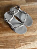 Teva sandalen maat 41, Ophalen of Verzenden, Zo goed als nieuw, Sandalen of Muiltjes