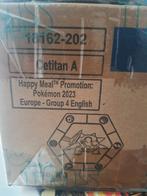 Pokemon Mcdonalds 2023 Cetitan Case, Ophalen of Verzenden, Nieuw, Boosterbox, Foil