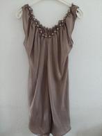 Jurk op de kniel.99cm Zara Large drapé taupekleur 1xGedragen, Overige kleuren, Zara, Maat 42/44 (L), Ophalen of Verzenden