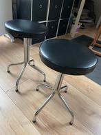 Twee Retro Krukjes - Buizenframe - Goede Staat, Huis en Inrichting, Stoelen, Ophalen, Twee, Zwart, Zo goed als nieuw