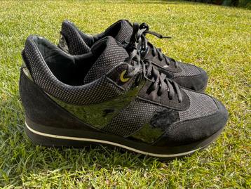 VOLARE, zwarte sneakers maat 40 beschikbaar voor biedingen