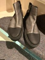 Korte boots, Ophalen of Verzenden, Zo goed als nieuw, Zwart