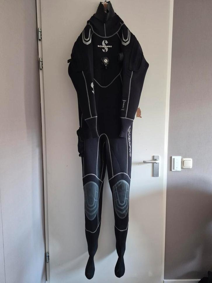 Complete duikuitrusting - alleen in zwembad gebruikt, Watersport en Boten, Duiken, Gebruikt, Duikpak, Ophalen