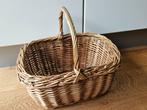 Rieten korf / mand, Huis en Inrichting, Gebruikt, Mand, Ophalen of Verzenden, Riet