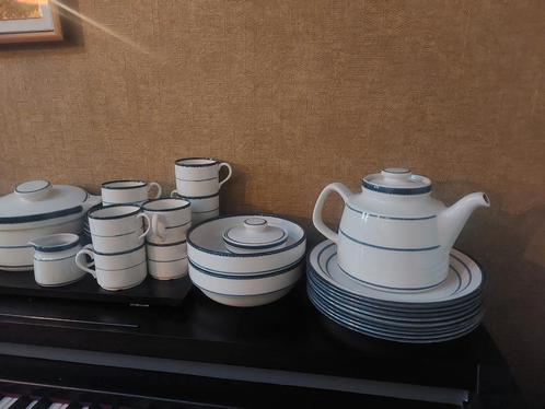Rörstrand Fjord set (F555) uit Zweden serviesset, Huis en Inrichting, Keuken | Servies, Zo goed als nieuw, Compleet servies, Overige stijlen