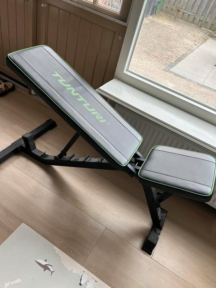 Tunturi UB40 Fitnessbank, Barbell, Preacher curl, squatrek, Sport en Fitness, Fitnessmaterialen, Zo goed als nieuw, Fitnessbank