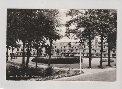 Woerden - Bejaarden Centrum * 250828-31, Verzamelen, Ansichtkaarten | Nederland, Gelopen, Utrecht, 1960 tot 1980, Ophalen of Verzenden