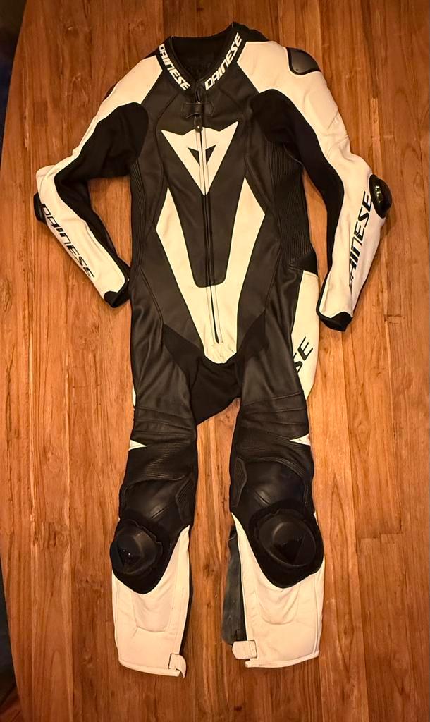 NIEUWE Dainese motorpak (201513467) zwart/wit maat 46, Motoren, Kleding | Motorkleding, Combipak, Dames, Nieuw zonder kaartje