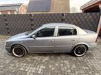 Opel Astra 1.6 Njoy| 2003| SEDAN| 17"| AIRCO| CRUISE| NAP| B, Auto's, Opel, Stof, Gebruikt, 4 cilinders, 1095 kg
