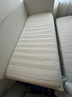 Bed met onderschuifbed. 2 x bed 90x200, Huis en Inrichting, Ophalen, 90 cm, Eenpersoons, Zo goed als nieuw