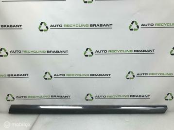 Portierlijst Rechts Voor Volkswagen Passat B8 3G0854940D beschikbaar voor biedingen