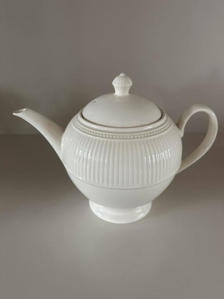 Wedgewood Windsor theepot, Huis en Inrichting, Keuken | Servies, Zo goed als nieuw, Overige typen, Wedgwood, Porselein, Ophalen