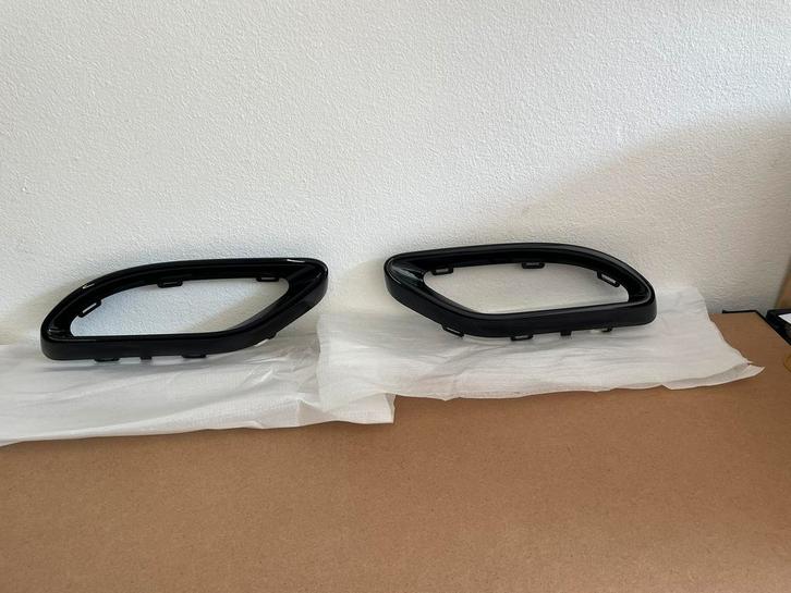 Zwarte sierstukken voor Mercedes! A B C E GLC klasse uitlaat, Auto diversen, Tuning en Styling, Ophalen of Verzenden