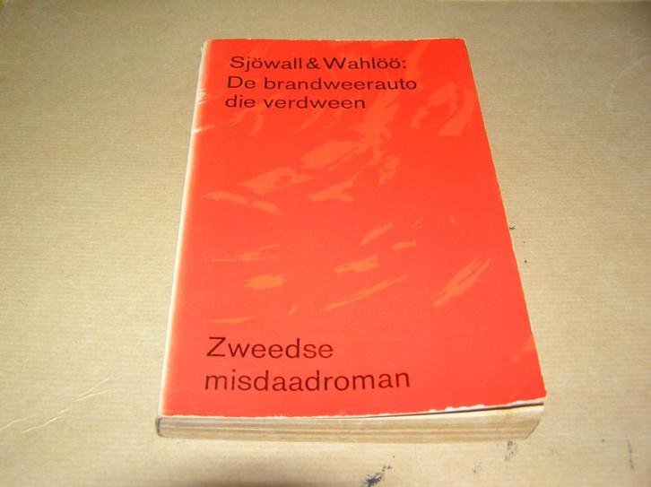 De Brandweerauto Die Verdween-Maj Sjöwall en Per Wahlöö, Boeken, Detectives, Gelezen, Ophalen of Verzenden