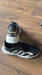 Adidas schoenen maat 40, Overige kleuren, Ophalen of Verzenden, Sneakers of Gympen, Zo goed als nieuw