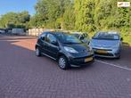 Peugeot 107 1.0-12V XS elektrische ramen! centrale deurvergr, Voorwielaandrijving, Gebruikt, Zwart, 4 stoelen