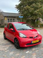 Toyota Aygo 1.0 12V Vvt-i 3DRS MMT 2008 Rood, Auto's, 4 stoelen, 68 pk, Particulier, Euro 4