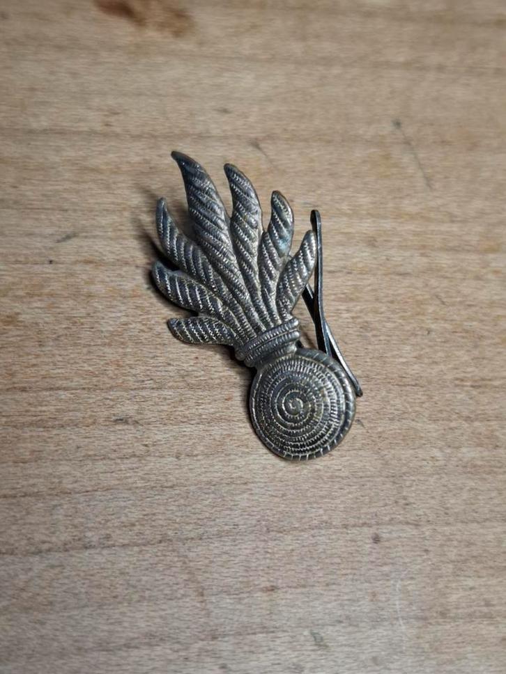 Rijkspolitie badge voor pet of schuitje, Verzamelen, Speldjes, Pins en Buttons, Ophalen of Verzenden