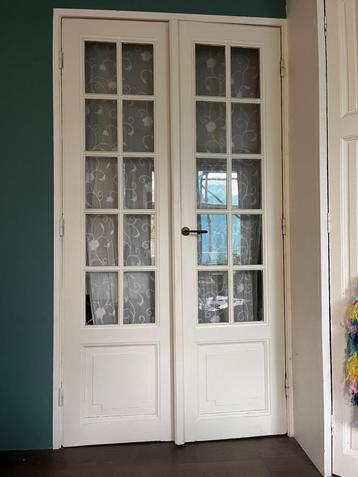 Franse houten deuren (met glas en sierpaneel) beschikbaar voor biedingen