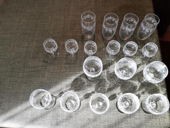 Glasservies 18-delig kristal, Antiek en Kunst, Antiek | Glas en Kristal, Ophalen