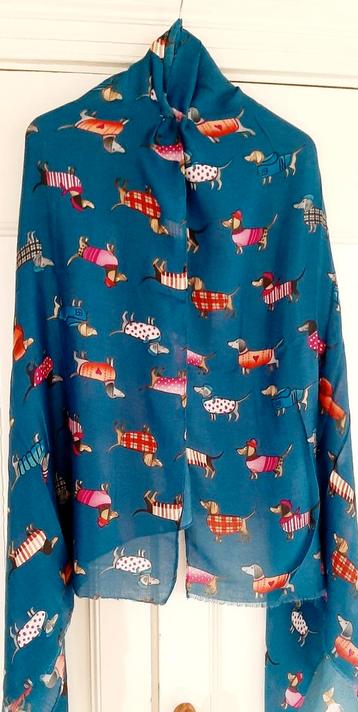 Enige teckel sjaal in het blauw valt soepel ook in het beige beschikbaar voor biedingen