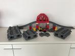 Lego duplo spoorbrug, rails wissels, kruising en machinisten, Ophalen, Zo goed als nieuw, Duplo