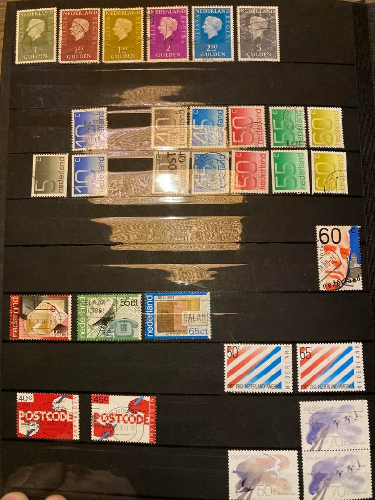 Postzegel Collectie 35 tot 80 jaar oud 3 boeken vol, Postzegels en Munten, Postzegels | Volle albums en Verzamelingen, Ophalen of Verzenden
