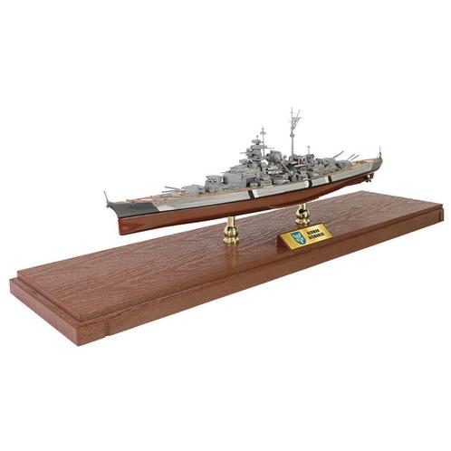 Bismarck Battleship Kriegsmarine Forces of Valor 861152A, Hobby en Vrije tijd, Modelbouw | Boten en Schepen, Nieuw, 1:200 of kleiner