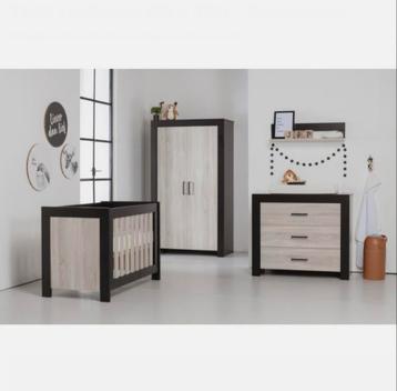 Complete babykamer - nieuwstaat met factuur! beschikbaar voor biedingen