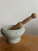 Vijzel steen met houten stamper, Antiek en Kunst, Ophalen of Verzenden