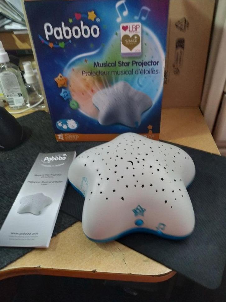 Pabobo musical star projector, Kinderen en Baby's, Kinderkamer | Inrichting en Decoratie, Nieuw, Lamp, Ophalen of Verzenden