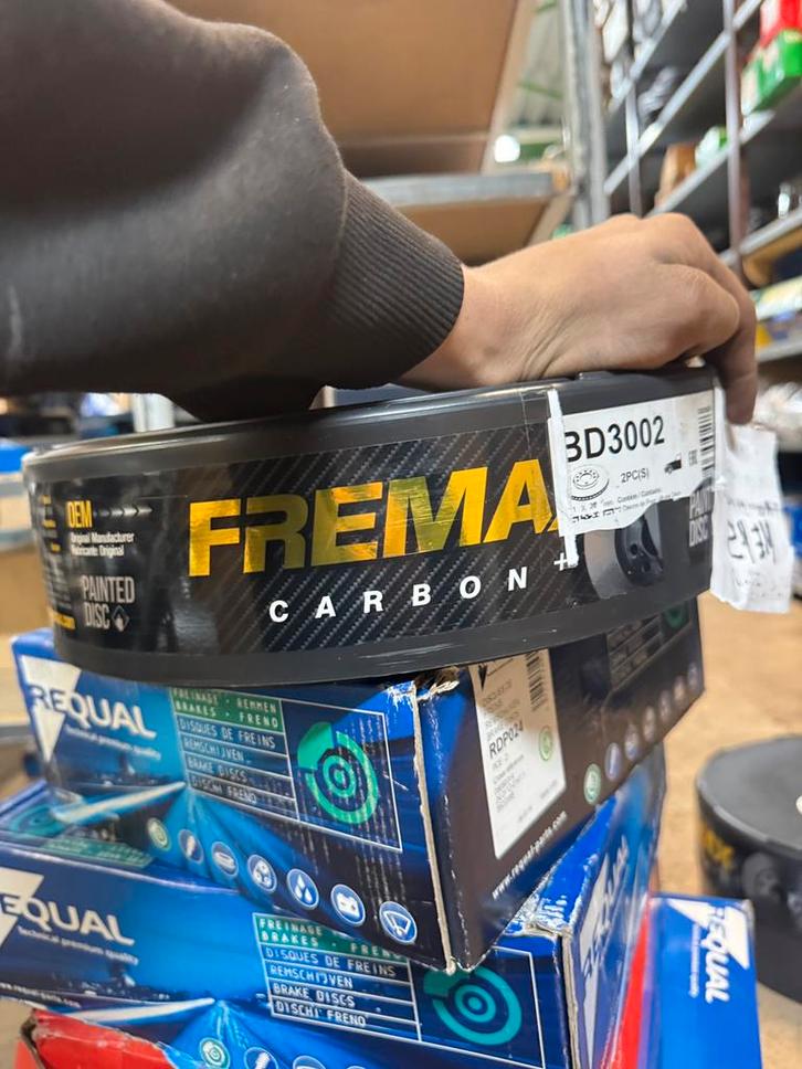 Nieuwe Fremax BD3002 remschijven voor Chrysler Voyager IV, Auto diversen, Autospeakers, Zo goed als nieuw, Ophalen of Verzenden