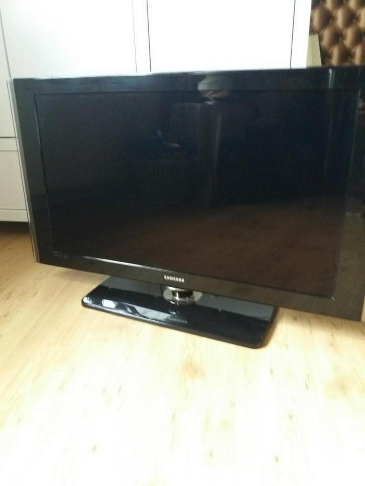 Samsung tv 40inch defect, slaat niet aan., Audio, Tv en Foto, Overige Audio, Tv en Foto, Niet werkend, Ophalen