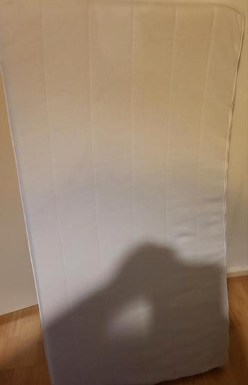 Matras  beschikbaar voor biedingen