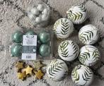 Kerstballen Groen en Wit, Diversen, Kerst, Ophalen