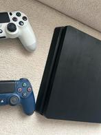 PS4 Nauwelijks Gebruikt + 2 Joysticks - Rotterdam, Ophalen, Zo goed als nieuw, Met 2 controllers