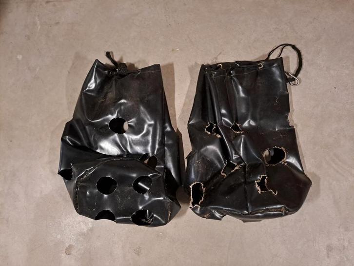 Hooizak/slow feeder 2X, Dieren en Toebehoren, Paarden en Pony's | Overige Paardenspullen, Gebruikt, Overige soorten, Ophalen of Verzenden