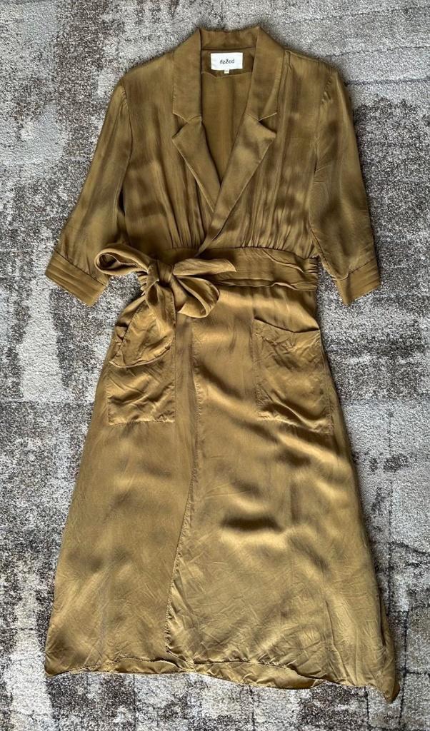 BA&SH camel kleurige Midi jurk maat S (maat 1), Kleding | Dames, Jurken, Nieuw, Maat 36 (S), Overige kleuren, Onder de knie, Ophalen of Verzenden