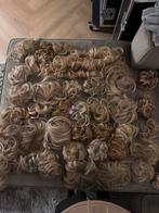 Partij haarstukken , knotjes enzovoort., Ophalen of Verzenden, Zo goed als nieuw