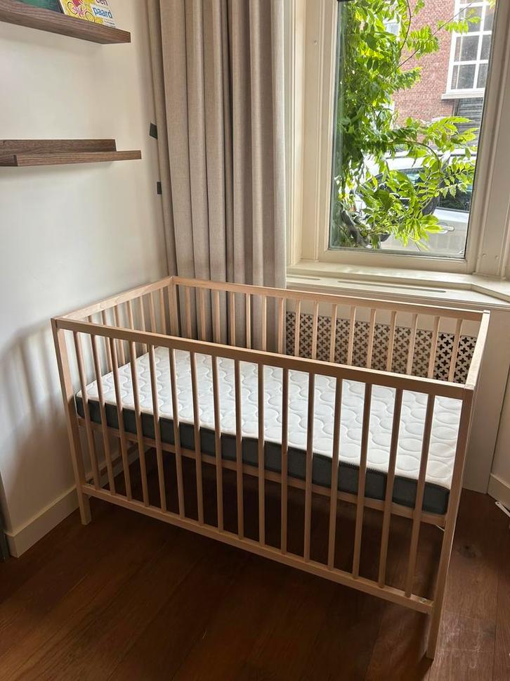 NIEUW - Ikea Himlavalv Matras & Sniglar bed, Kinderen en Baby's, Babywiegjes en Ledikanten, Nieuw, Ledikant, Ophalen