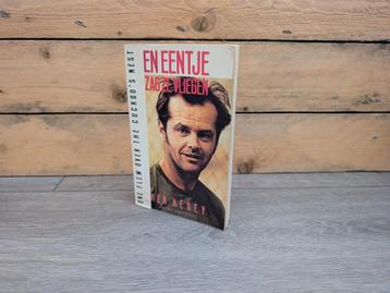 Ken Kesey - En ééntje zag ze vliegen beschikbaar voor biedingen
