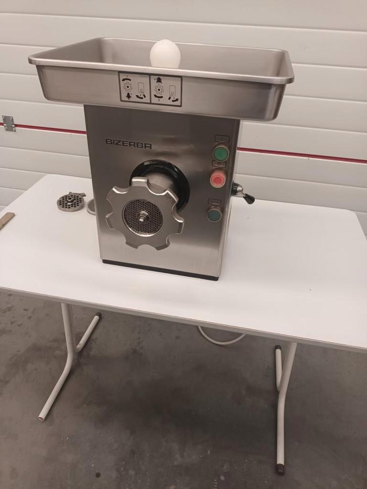 Nieuwe BIZERBA GEHAKTMOLEN SLAGERIJ HORECA CATERING, Witgoed en Apparatuur, Overige Witgoed en Apparatuur, Nieuw, Ophalen