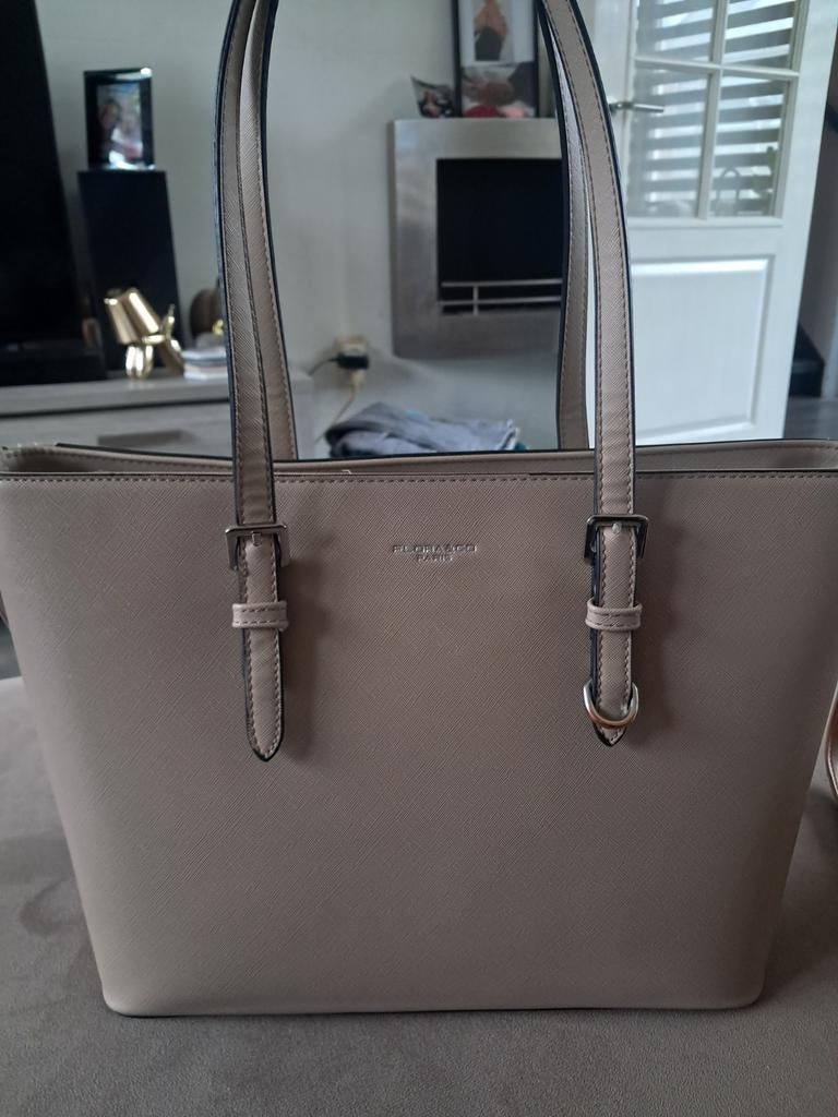 Mooie schoudertas - Zo goed als nieuw!, Sieraden, Tassen en Uiterlijk, Tassen | Damestassen, Ophalen of Verzenden