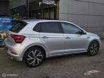 Volkswagen Polo 1.0 TSI R-Line Panorama/Keyless/Beats/Camera, Alcantara, Bedrijf, 3 cilinders, Zilver of Grijs