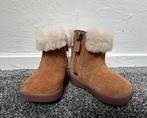 UGG maat 16, Kinderen en Baby's, Kinderkleding | Schoenen en Sokken, Ophalen of Verzenden, Zo goed als nieuw, Laarzen