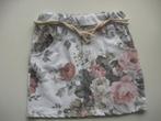 Gebloemd rokje maat M nieuwstaat, Kleding | Dames, Rokken, Maat 38/40 (M), Overige kleuren, Ophalen of Verzenden, Zo goed als nieuw