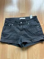 Zara gave grijze jeans korte broek mt 28 (36) ZGAN, Kleding | Dames, Broeken en Pantalons, Zara, Grijs, Kort, Ophalen of Verzenden