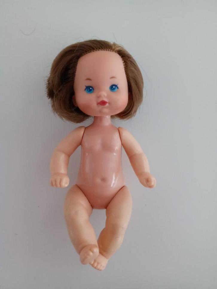 Barbie Heart Family Kiss & Cuddle Baby uit 1987, Verzamelen, Poppen, Gebruikt, Pop, Ophalen of Verzenden