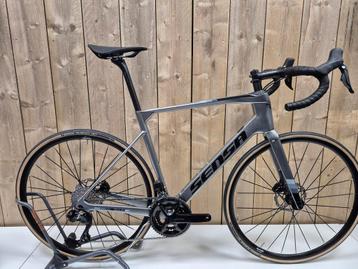 Sensa Giulia GF Shimano 105 DI2 maat 55 Nieuw beschikbaar voor biedingen