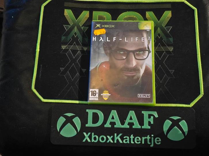 Half life 2 - Xbox original & Xbox 360, Spelcomputers en Games, Games | Xbox Original, Gebruikt, 1 speler, Vanaf 18 jaar, Ophalen of Verzenden